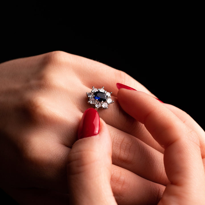 Anello Kate Fiore con Pietra Blu e Zirconi Bianchi - My Mo Gioielli